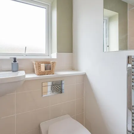 Modern House 2 Bedroom 5 Beds Vakantiehuis Manchester