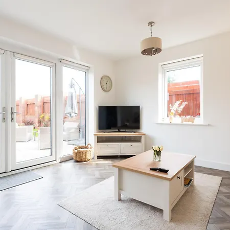 4-bedroom New House Near Centre Дом отдыха Манчестер