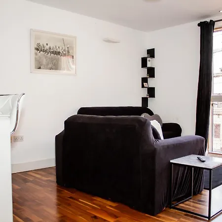 Apartment Modern 2 Bed Center *