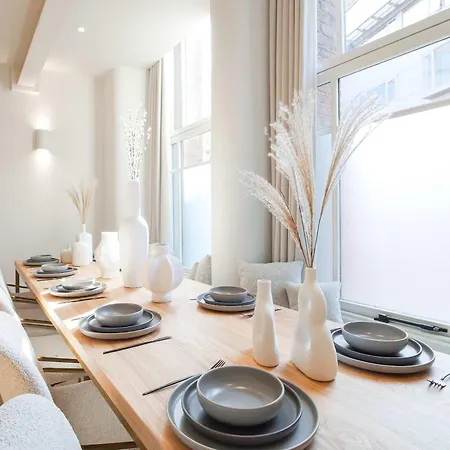 Blanco At The Heim Residences Apartment