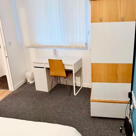 Urban Oasis 2br Centre - Balcony דירה