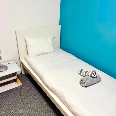 Urban Oasis 2br Centre - Balcony Apartment