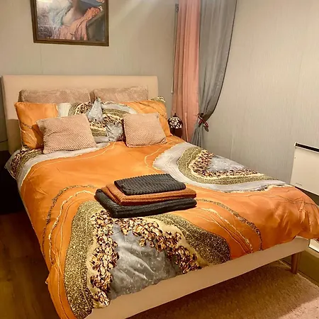 Heart Of 1 Bed Flat Mánchester