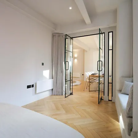 Blanco At The Heim Apartmán