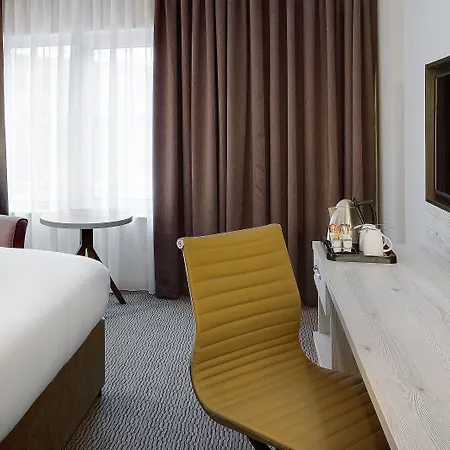 Hotel Leonardo - Formerly Jurys 4*