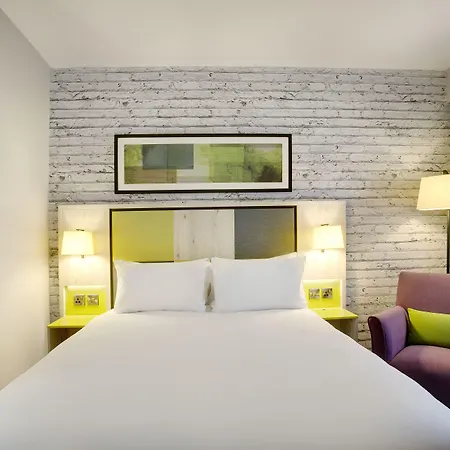 Leonardo Hotel