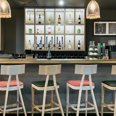 Hotel Leonardo - Formerly Jurys 4*