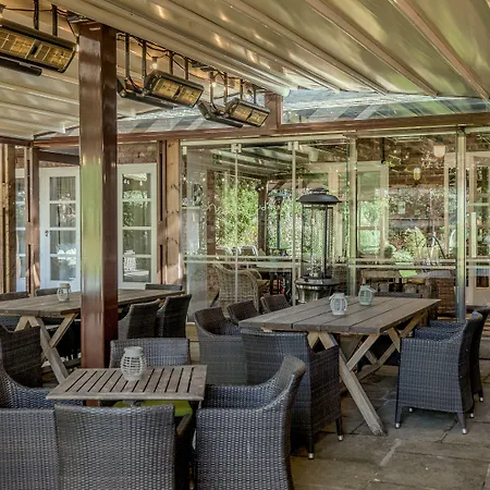 イレブン ディズベリー パークホテル マンチェスター