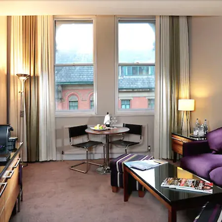 The Townhouse 4*