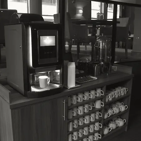 ザ タウンハウス 4* マンチェスター