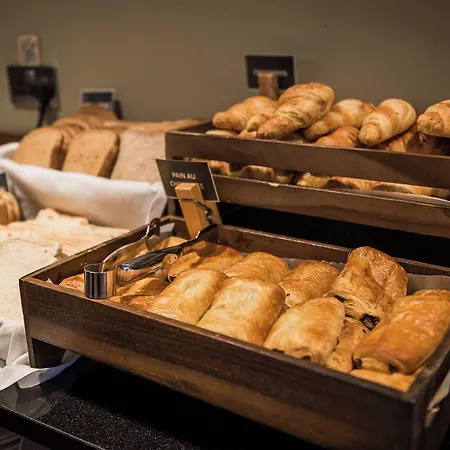 ذا تاونهاوس 4*