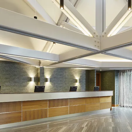 Delta By Marriott Manchester Airport Hotel 4*