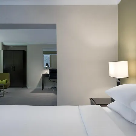 Delta By Marriott Manchester Airport Hotel 4*