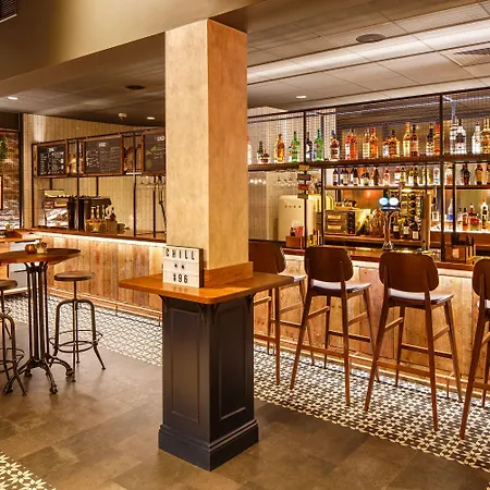 Ibis Centre 96 Portland Street Hotel 3*