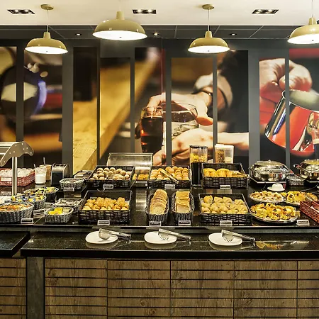 Ibis Centre Princess Street