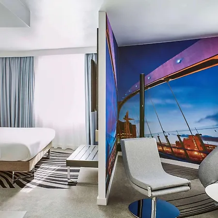 Hotel Novotel Centre 4*