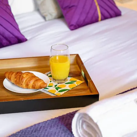 Nyaraló Bright And Cosy 3-bedroom Near - Free Parking - Sleeps 6 *