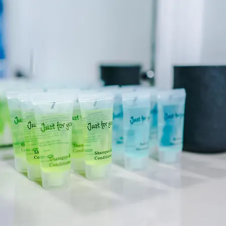 Spacious 4br With 3 Baths, Casa vacanze Manchester