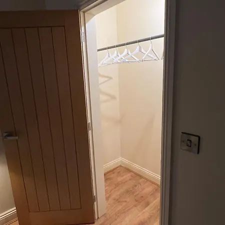 Elegant House - 3 Bedroom, 3 Bathroom * Manchester