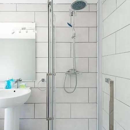 Spacious 3br Family With Big Garden * מנצ'סטר