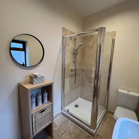 Nyaraló Elegant House - 3 Bedroom, 3 Bathroom