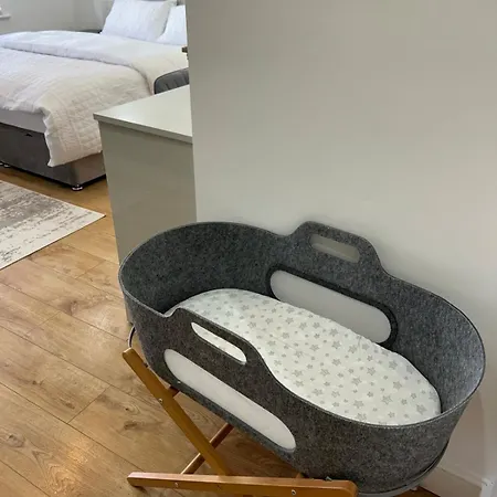 Nest *