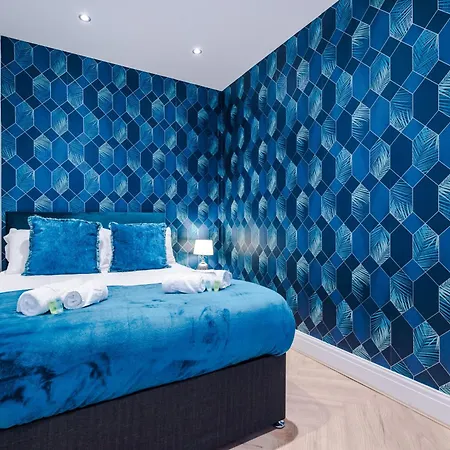 Сasa de vacaciones Stunning 5bed 3bath House, Parking, Mánchester