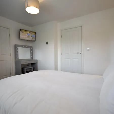 Modern 3br With Garden And Parking Mcr 曼彻斯特