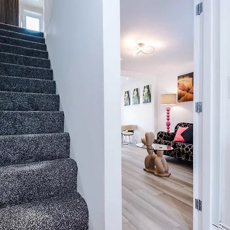 Minutes To The Coop Live Arena & Etihad Stadium - Free Parking With Ev Charger *