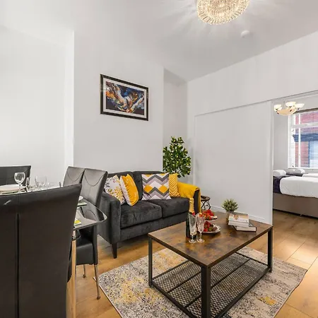 Bright And Cosy 3-bedroom Near - Free Parking - Sleeps 6 Manchester