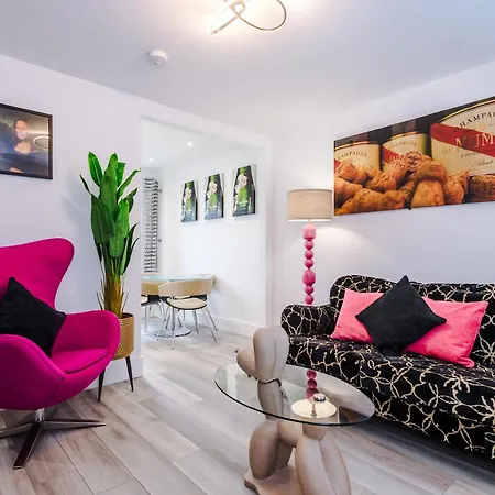 Minutes To The Coop Live Arena & Etihad Stadium - Free Parking With Ev Charger * Manchester