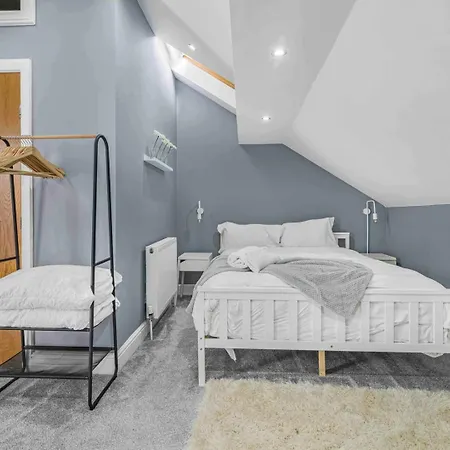 Guestready - Charming Retreat In Trafford Gasthuis