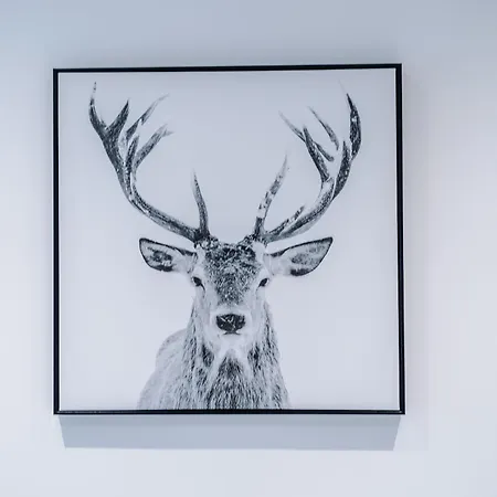 Stunning 5bed 3bath House, Parking, Nyaraló Manchester