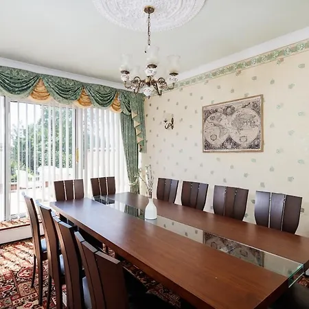 Beautiful 'mayfield' With Private Pool! בית נופש *