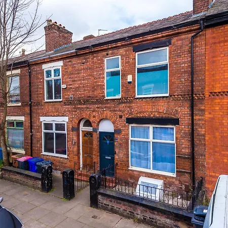 Stunning 5bed 3bath House, Parking, * Manchester