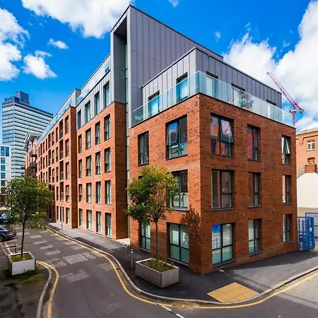 Stylish Two Bedroom With Balcony * Manchester