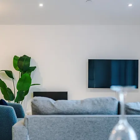 Stylish 1bed Fast Wi-fi Easy Access To Apartmán