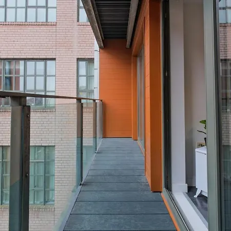 Διαμέρισμα Modern 2 Bed With Balcony By Arndale Μάντσεστερ