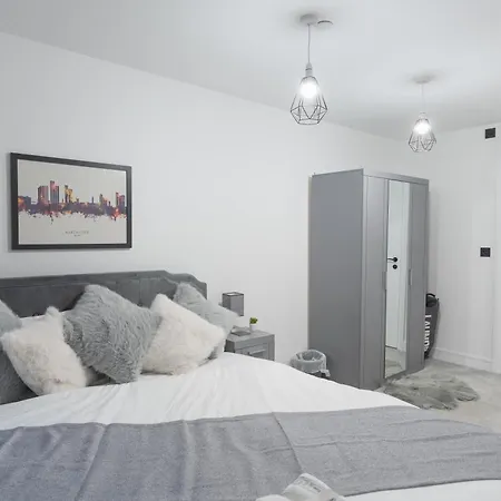 One Bed Flat 7 Mins Walk To Piccadilly