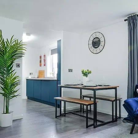 公寓 Luxurious 2br Flat - Sleeps 6 Parking *
