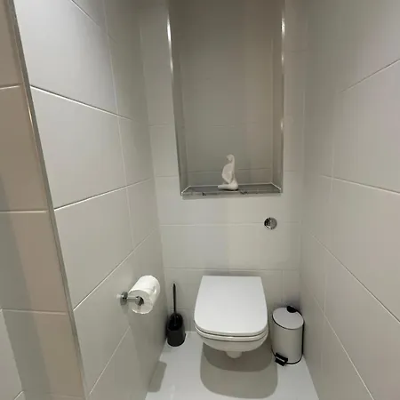 Apartman Modern Retreat With Gym Access In Salford, Manchester