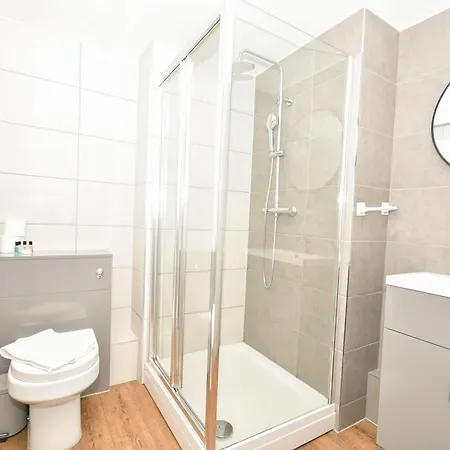 Modern 3bed Flat In W Security Manchester