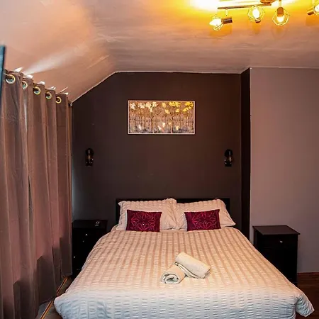 2br In Near Etihad Stadium With Parking マンチェスター