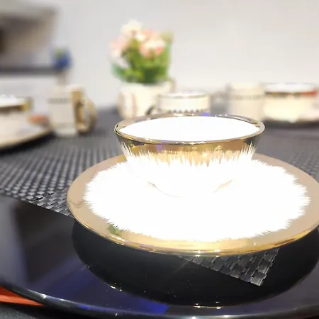 Charming Ground Floor Tudor Free Wifi *