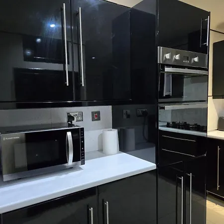 Stylish To Rent 100m From The Etihad And Coop Live Manchester