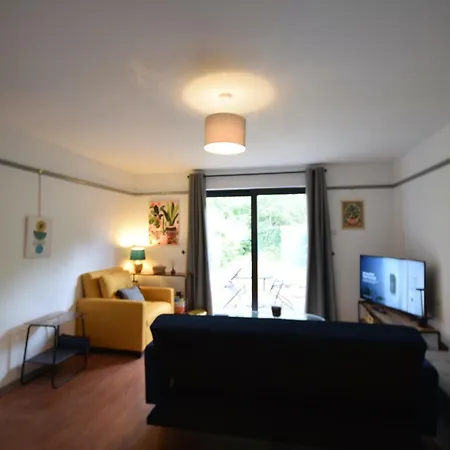 펜션 Stylish 1br Retreat With Garden And Rustic Kitchen *
