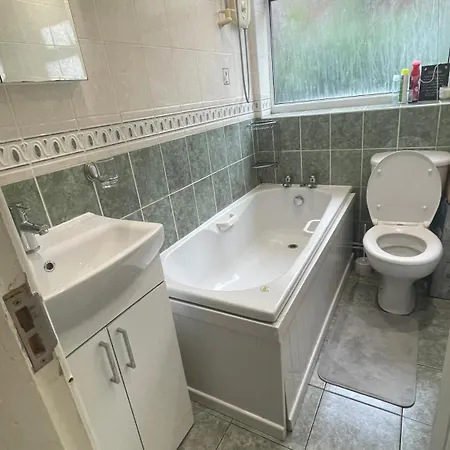 Heaton Park Flat *