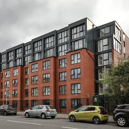 For Students Only - Tatton House In Apartman