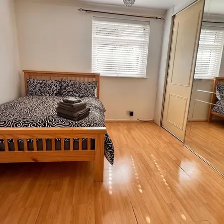 Stylish To Rent 100m From The Etihad And Coop Live * Manchester