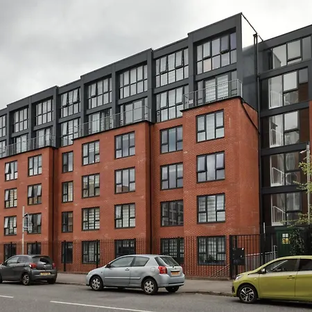 For Students Only - Tatton House In Manchester